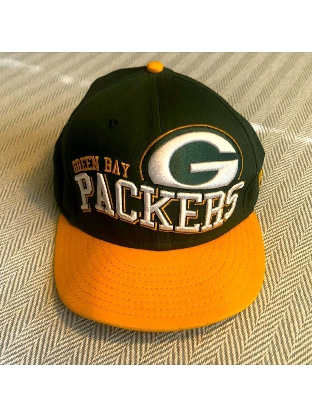 NFL GREEN Bay Packers cap. New Era 9 FIFTY SnapBack RN 11493, CA 40289 USED